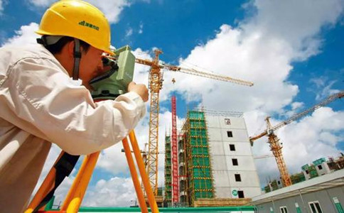 建筑企業提交資質延續材料后多久可以領證？注意事項有哪些？