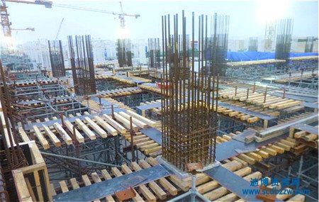 辦理建筑工程施工二級資質(zhì)要準備那些材料？
