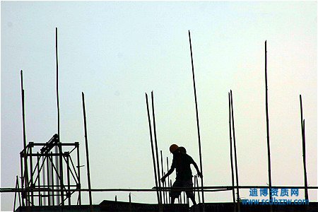 建筑資質代辦費用受哪些因素影響？